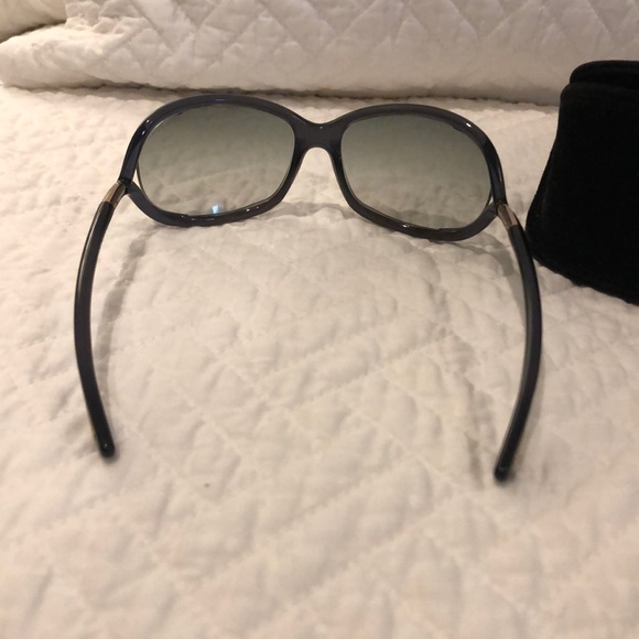 Tom Ford Whitney - Picture 4 of 4